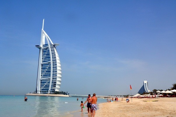 al-arab img